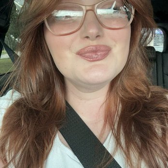 Karen Rivera - Short red hair - Hair Stylists Near Me - Pearland, Texas Karen Rivera - Short red hair - Hair Stylists Near Me - Pearland, Texas