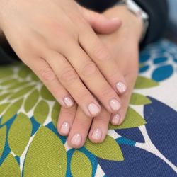 TinTin nail spa - Simple Gel Mani Transformation by Moon