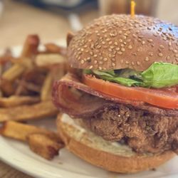 The Dutch - Fried Chicken BLT