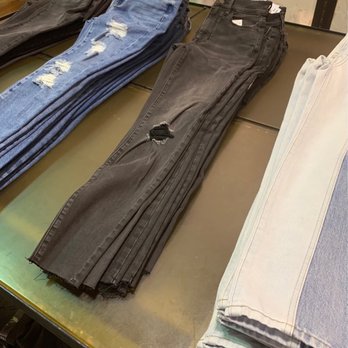 Zumiez - Jeans - Skate Shops Near Me - North Charleston, South Carolina Zumiez - Jeans - Skate Shops Near Me - North Charleston, South Carolina