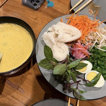 Luv2eat Thai Bistro - Crab Curry - Thai Near Me - Los Angeles, California Luv2eat Thai Bistro - Crab Curry - Thai Near Me - Los Angeles, California