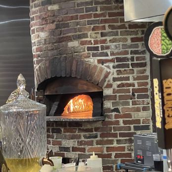 Bonfire Grill - Oven fired pizza - New American Near Me - Tomball, Texas
