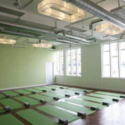 Lumi Power Yoga - Spacious studios