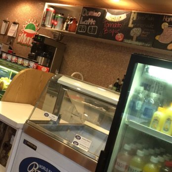 iMunch Cafe - Inside of Cafe - Coffee & Tea Near Me - Philadelphia, Pennsylvania