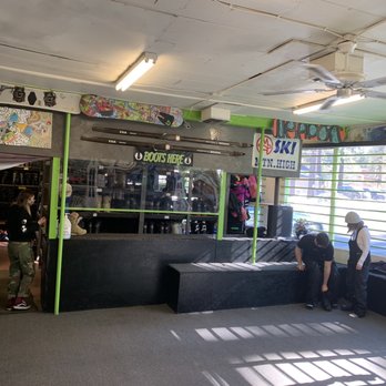 Big Benny's Board Rentals - Ski & Snowboard Shops Near Me - Wrightwood, California Big Benny's Board Rentals - Ski & Snowboard Shops Near Me - Wrightwood, California