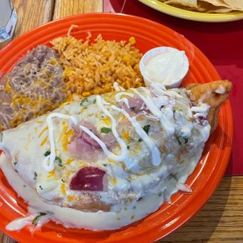 Salsa Brava - Stuffed Sopapilla - Mexican Near Me - Flagstaff, Arizona Salsa Brava - Stuffed Sopapilla - Mexican Near Me - Flagstaff, Arizona