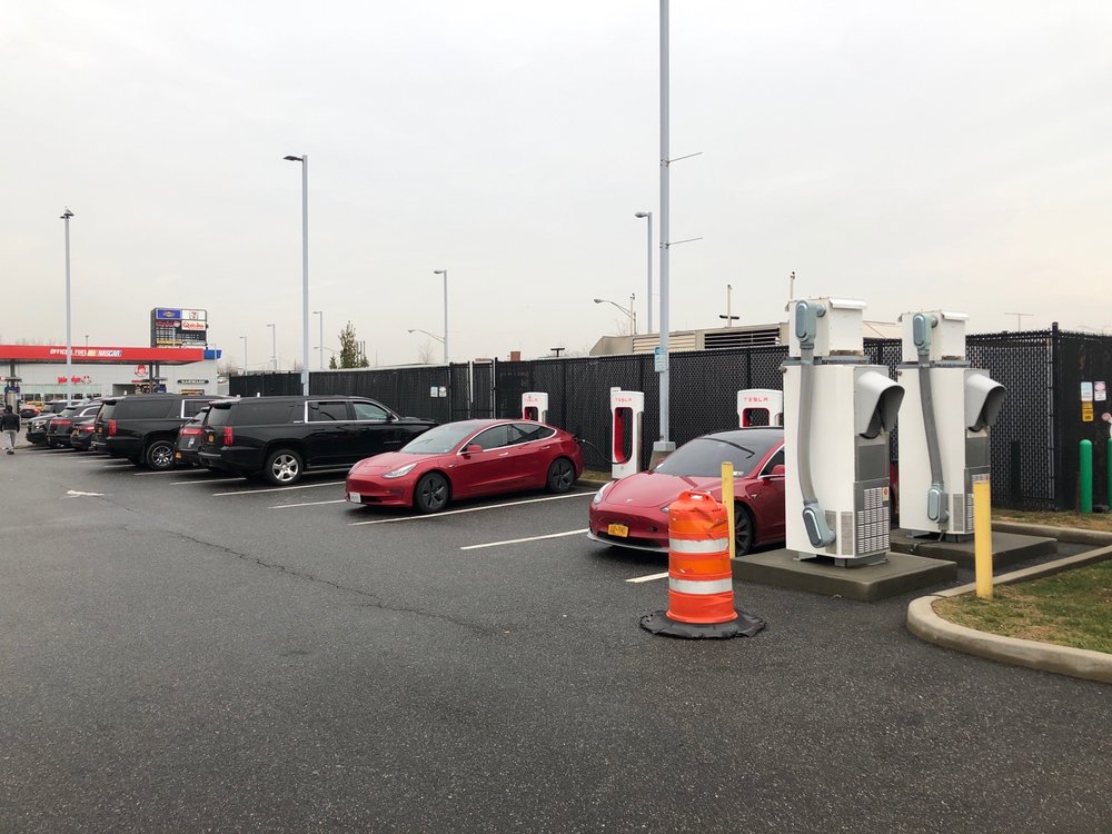TESLA SUPERCHARGER 150TH Ave And 147th St, Queens, New York EV