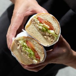 Gene's Grinders