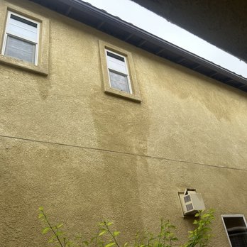 WashAway Solutions - Window Washing Near Me WashAway Solutions - Window Washing Near Me