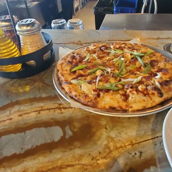 Catch-a-Fire Pizza - Blue Ash - Great bbq pizza. - Pizza Near Me - Blue Ash, Ohio