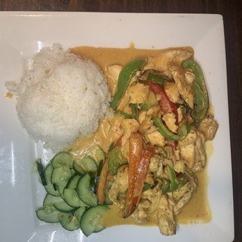 Jinja Bar & Bistro ABQ Westside - Curry - New American Near Me - Albuquerque, New Mexico