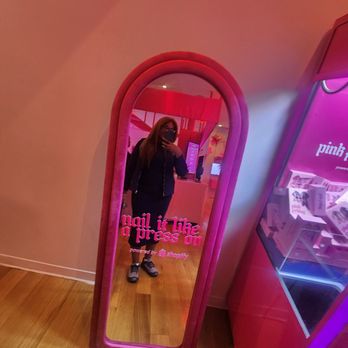 Shopify NY - Taking more pics of me - Makerspaces Near Me - New York, New York Shopify NY - Taking more pics of me - Makerspaces Near Me - New York, New York
