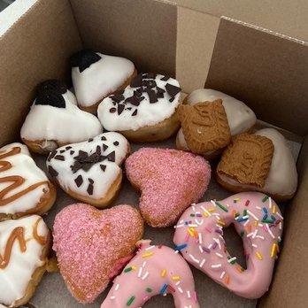 Bomboloni Boss - Italian Near Me - Montreal, Quebec Bomboloni Boss - Italian Near Me - Montreal, Quebec
