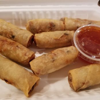 La Mesa - Vegetable lumpia was ok - Salvadoran Near Me - Massapequa, New York La Mesa - Vegetable lumpia was ok - Salvadoran Near Me - Massapequa, New York
