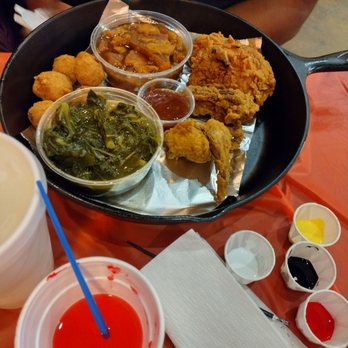 Bobbee O's BBQ - My besties hubby plate looked so good he ate the whole thing. - Barbeque Near Me - Charlotte, North Carolina Bobbee O's BBQ - My besties hubby plate looked so good he ate the whole thing. - Barbeque Near Me - Charlotte, North Carolina