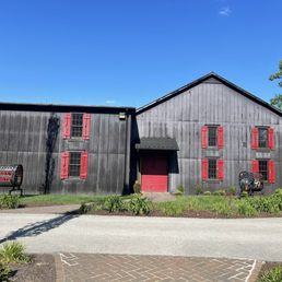 Exterior photo of Maker's Mark Distillery - Loretto, Kentucky Exterior photo of Maker's Mark Distillery - Loretto, Kentucky