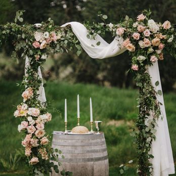 Sunrose Floral - Wow, that arch was the centerpiece of so many beautiful photos! - Florists Near Me Sunrose Floral - Wow, that arch was the centerpiece of so many beautiful photos! - Florists Near Me