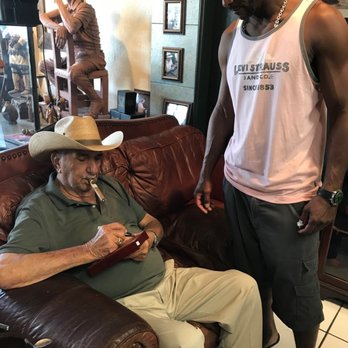 Cuba Tobacco Cigar Co - Don Bello will sign your box of cigars - Tobacco Shops Near Me - Miami, Florida Cuba Tobacco Cigar Co - Don Bello will sign your box of cigars - Tobacco Shops Near Me - Miami, Florida