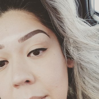 Lavishing Eyebrows - Permanent Makeup Near Me - Murrieta, California