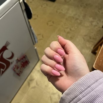 Royal Nails and Spa - Dip on Natural nails - Waxing Near Me - Lynnwood, Washington