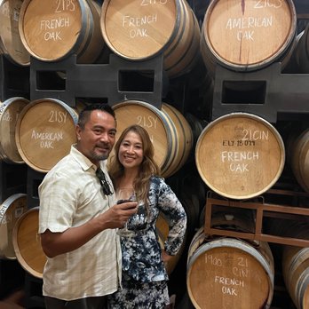 Wilson Creek Winery - Which one should we choose? - Wineries Near Me - Temecula, California Wilson Creek Winery - Which one should we choose? - Wineries Near Me - Temecula, California