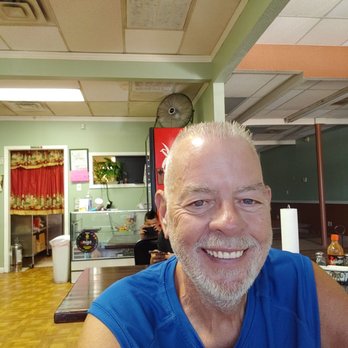 Maria's Pupuseria Restaurante - Behind me you see it all small and delicious - Salvadoran Near Me - Arlington, Texas
