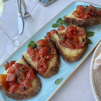 Hotel Aurora - Bruschetta - Hotels Near Me - Lezzeno, LC
