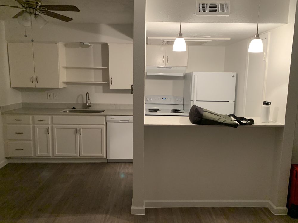 HONDO PARK APTS Updated May 2024 2544 Hondo Ave, Dallas, Texas