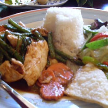 Basil Thai Restaurant - Prik Khing Green Bean - Thai Near Me - Paso Robles, California