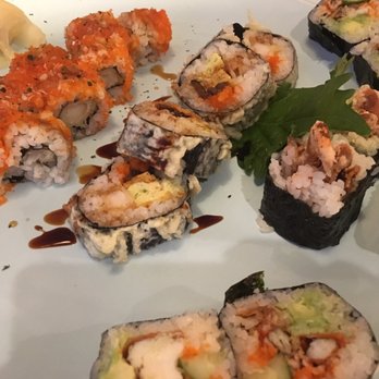 Daruma Restaurant - Spider, Crunch, Jennifer - Japanese Near Me - Schaumburg, Illinois