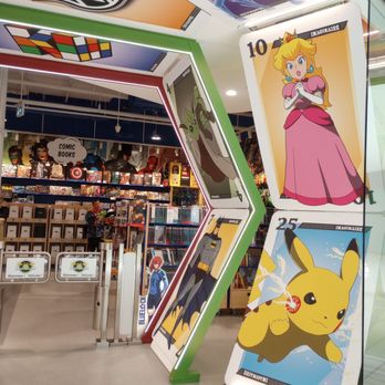 Imaginaire- Ottawa - Love the entrance. - Hobby Shops Near Me - Ottawa, Ontario