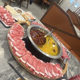 Lamb beef Lius Beef & Lamb Platter 霸道自由大飞盘 (牛羊肉各一半) Split pot