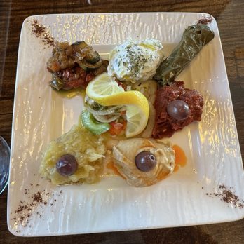 Bosphorus Turkish Cuisine - Mini sampler appetiser (comes larger they did a small one since I was one person) - Turkish Near Me - Rocklin, California