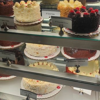 La Baguette Bistro - Bakeries Near Me - Oklahoma City, Oklahoma