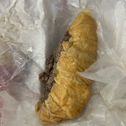 Beef & Cheddar Croissant