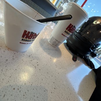 Habit Burger & Grill - Burgers Near Me - Redding, California