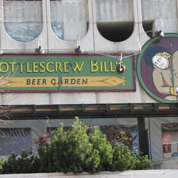 Bottlescrew Bill's Pub / Buzzards Restaurant & Bar - Steakhouses Near Me - Calgary, Alberta