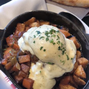 Bar Siena - Short Rib Hash - Italian Near Me - Chicago, Illinois