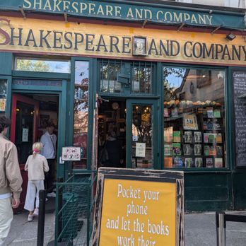 Shakespeare and Company - Bookstores Near Me - Paris, 75 Shakespeare and Company - Bookstores Near Me - Paris, 75
