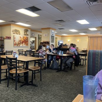 Kava's Pancake House - Late Lunch with my wife - Waffles Near Me - Anchorage, Alaska