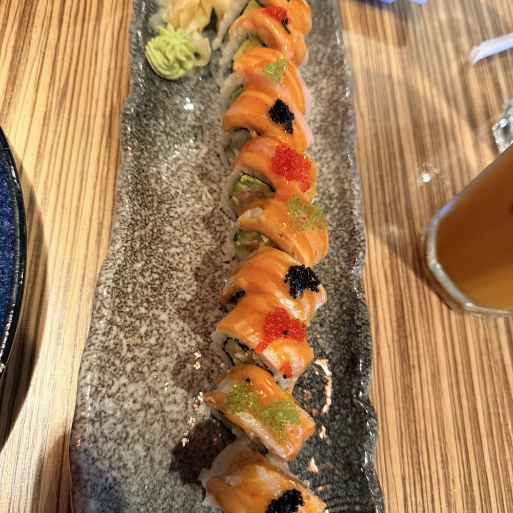Noutta Sushi And Thai - Sushi roll - Sushi Bars Near Me - Delray Beach, Florida Noutta Sushi And Thai - Sushi roll - Sushi Bars Near Me - Delray Beach, Florida