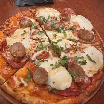 Grandview Tavern - 3 Little Pigs Pizza - New American Near Me - Fort Mitchell, Kentucky