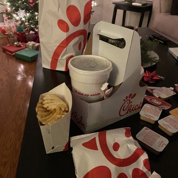 Chick-fil-A - Combo time - Fast Food Near Me - Greensboro, North Carolina Chick-fil-A - Combo time - Fast Food Near Me - Greensboro, North Carolina