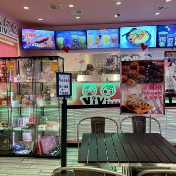 Vivi Bubble Tea Cafe Quincy - the interior of the restaurant - Bubble Tea Near Me - Quincy, Massachusetts Vivi Bubble Tea Cafe Quincy - the interior of the restaurant - Bubble Tea Near Me - Quincy, Massachusetts