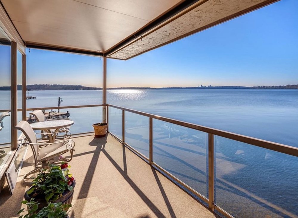 WHISPER REAL ESTATE Updated August 2024 10 Photos 215 3rd Ave