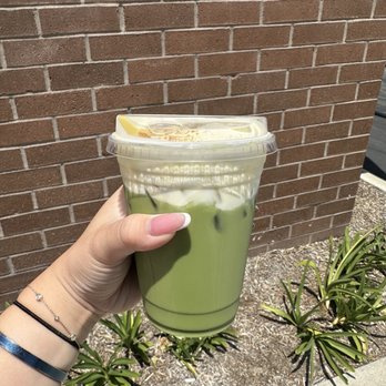 Lagu Cafe - Banana Cream Matcha Latte - Cafes Near Me - Irvine, California