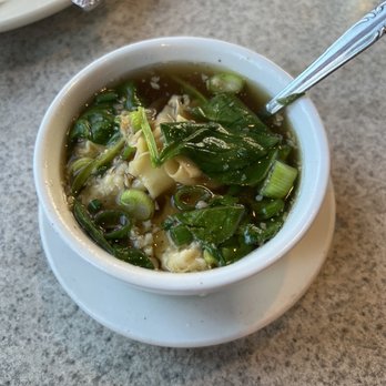 Thai House - Wonton Soup - Thai Near Me - Saint Albans, Vermont