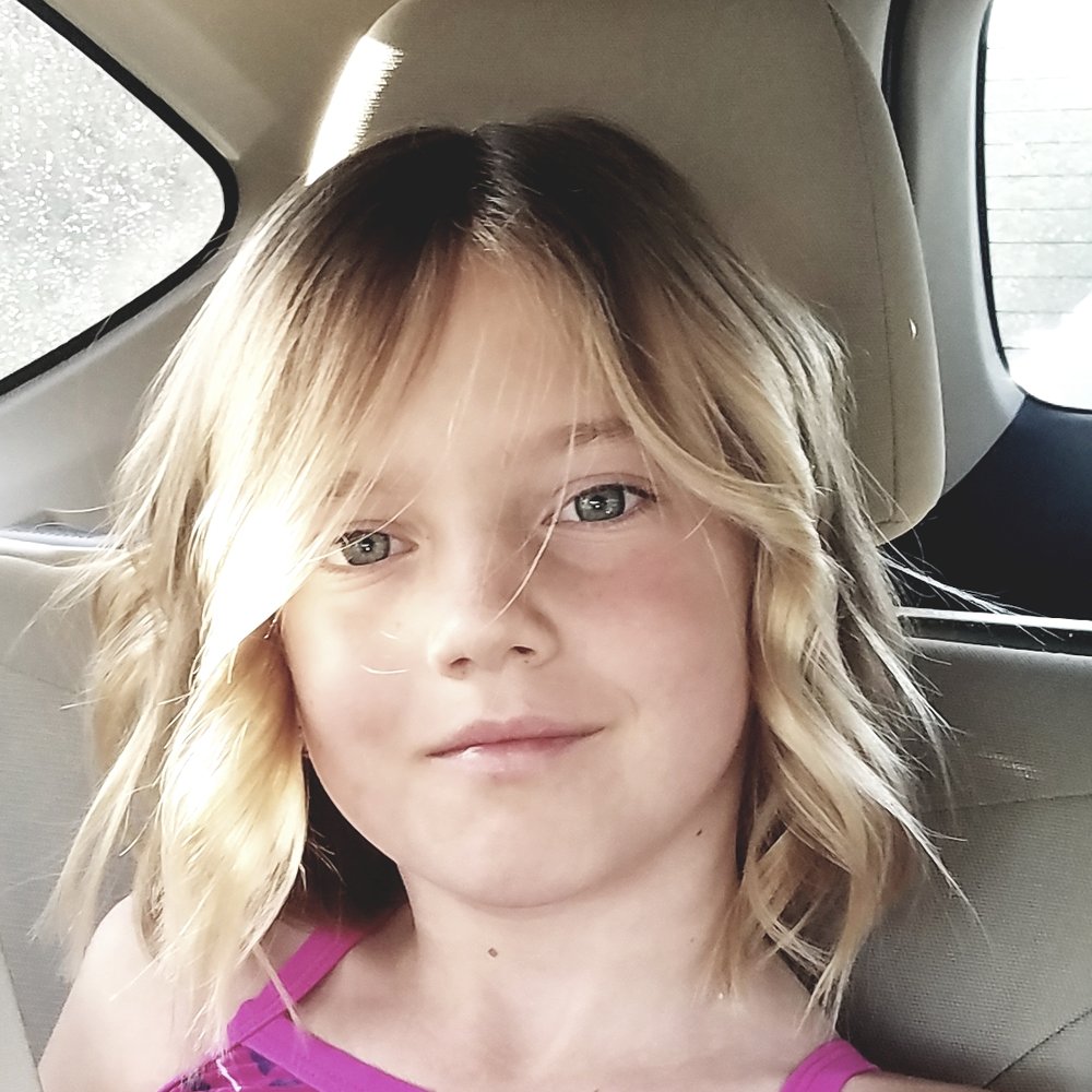 Serandi Salon - Sergio is the best! And his talent is not just reserved for adults - Hair Salons Near Me - Laguna Beach, California Serandi Salon - Sergio is the best! And his talent is not just reserved for adults - Hair Salons Near Me - Laguna Beach, California
