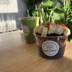 88 Smoothie Bowls