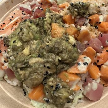 Island Fin Poke - Salmon, tuna, and spicy tuna on white rice with avocado and wasabi cream - Poke Near Me - Windermere, Florida Island Fin Poke - Salmon, tuna, and spicy tuna on white rice with avocado and wasabi cream - Poke Near Me - Windermere, Florida